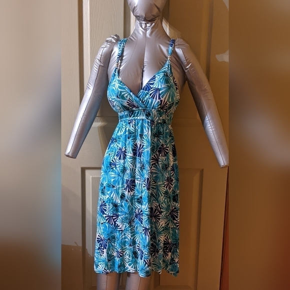 Allison Brittney Dresses & Skirts - Allison Britney stylish sun dress, T3W